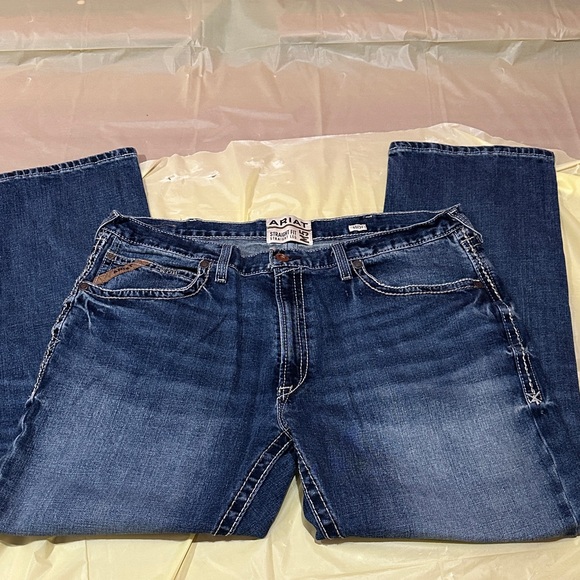 Ariat Other - Ariat Men's Blue Jeans Size 40/32